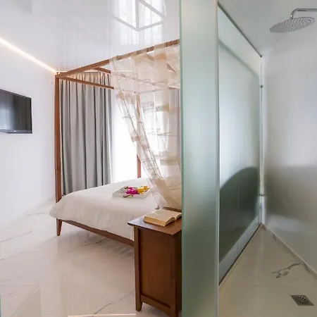 Dionysos Luxury Mykonos Hotel 4*