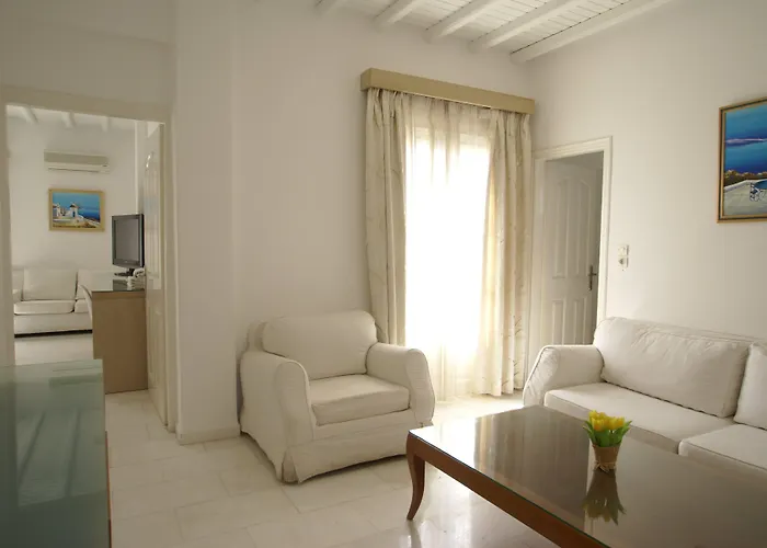 Dionysos Luxury Mykonos אורנוס