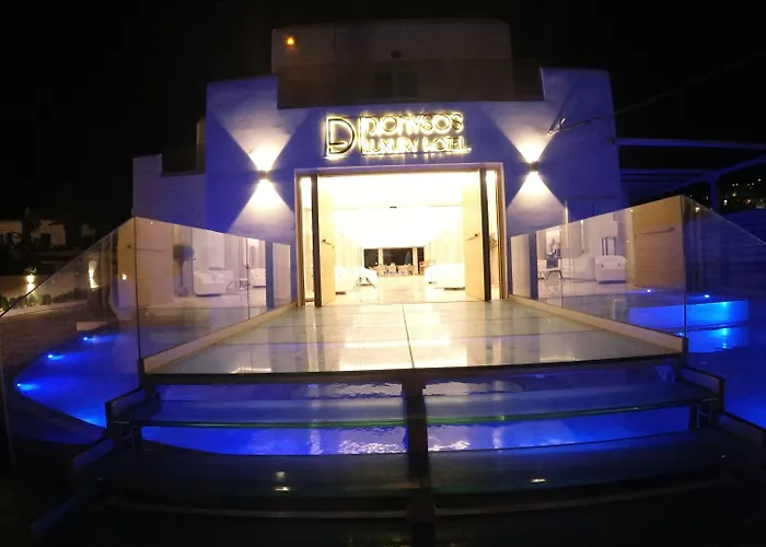 Dionysos Luxury Mykonos 4* 奥诺斯