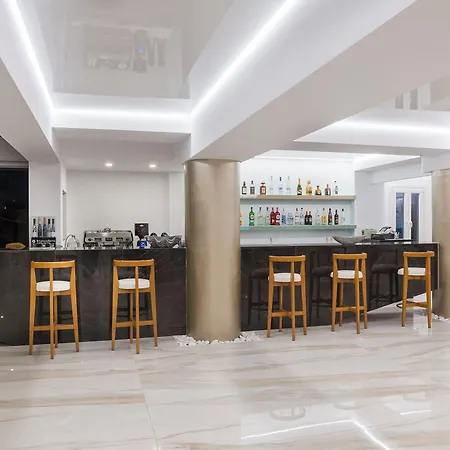 Dionysos Luxury Mykonos Орнос